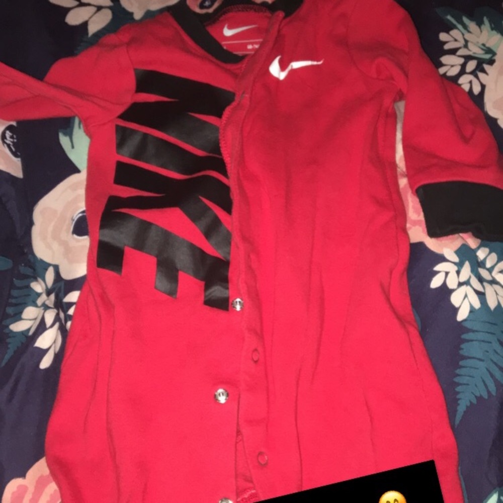 Nike Size 9 Months